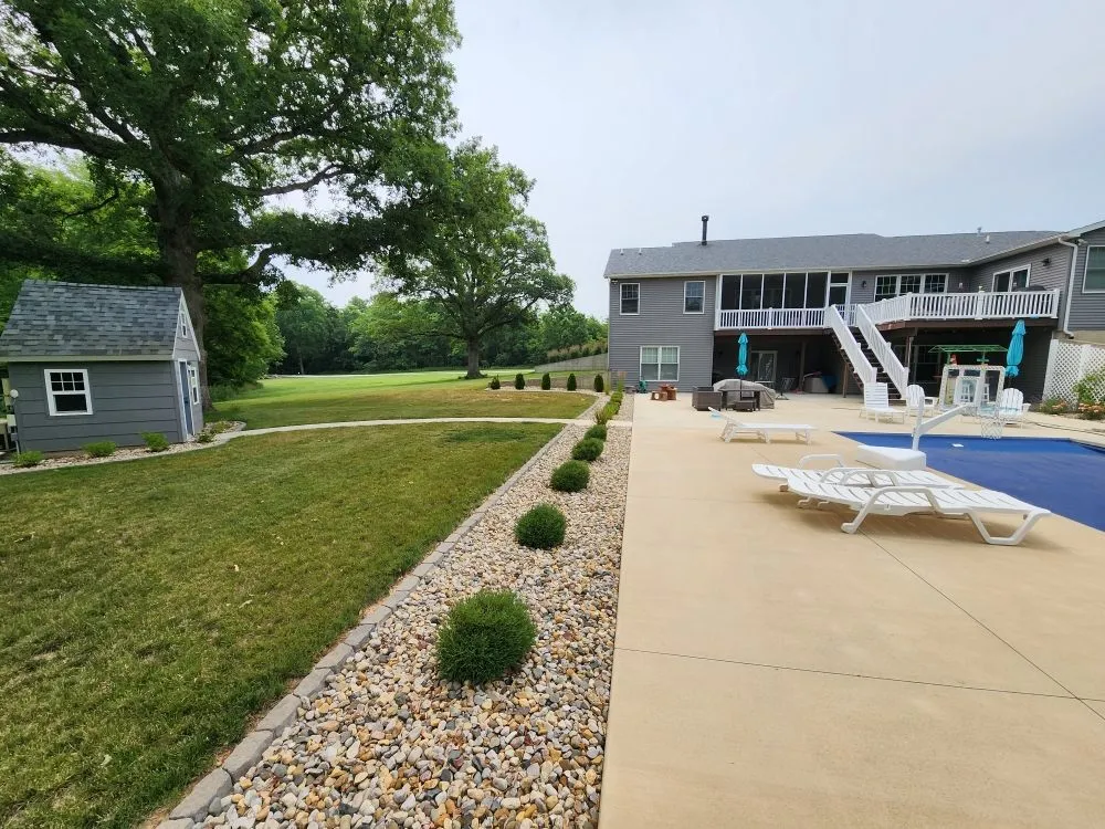 Expert yard cleanup service for homes in Lincoln, IL by Steffens Landscaping & Lawncare