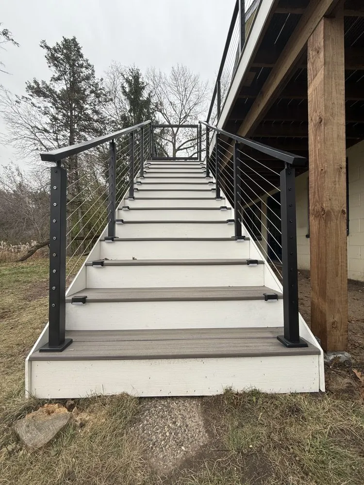 Professional landscaping services experts serving Saint Paul, MN - Stellar Builder’s