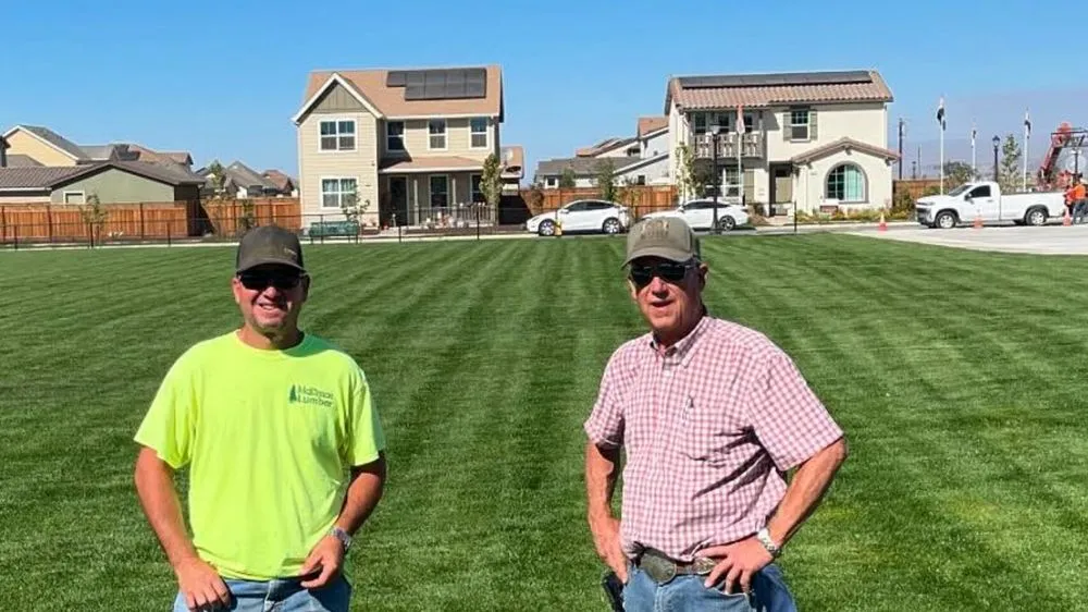 Local yard maintenance for beautiful yards in Hollister, CA by Stellar Landscaping