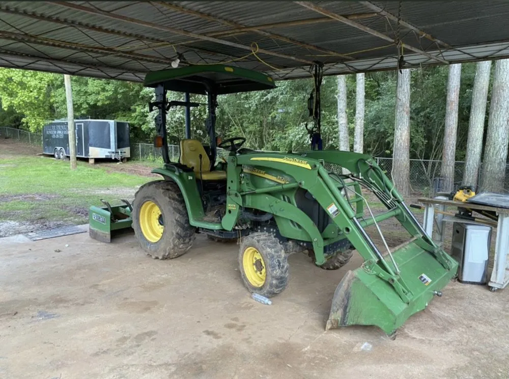 Expert residential landscaping for beautiful yards in Hogansville, GA by Stellar Tractor Works