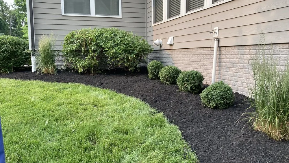 Professional yard cleanup service with custom design across Hilliard, OH - Stemen Lawn Care
