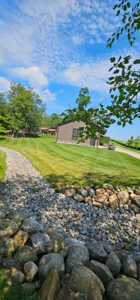 Local yard cleanup service near you in Erie, PA by Sten's Landscaping