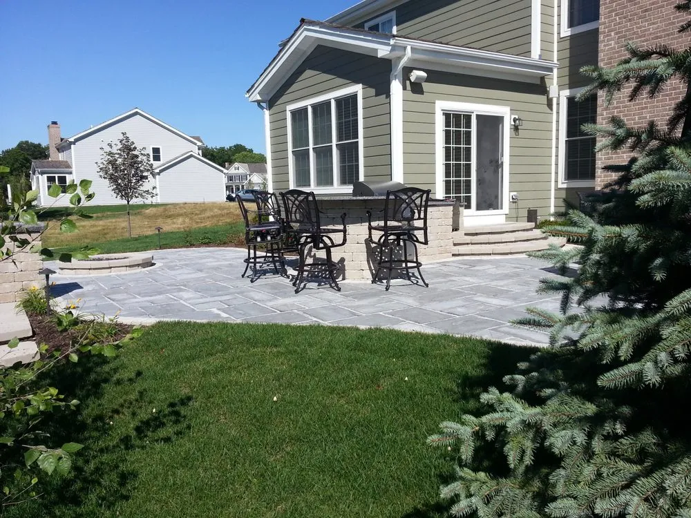 Custom yard maintenance experts serving Wauconda, IL - Stepanek Landscaping