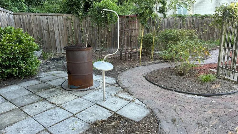 Affordable garden landscaping experts serving Summerville, SC - Steph & Paul Lawn Care Service