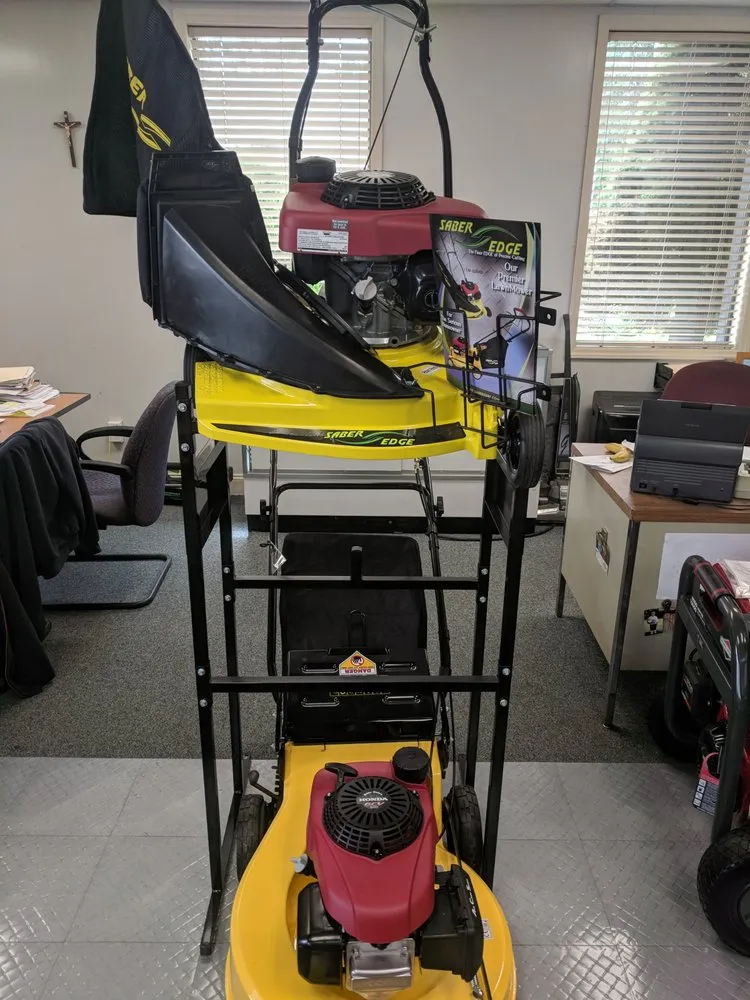 Custom lawn care service for year-round maintenance in North smithfield, RI by Stephen Roy Power Equipment