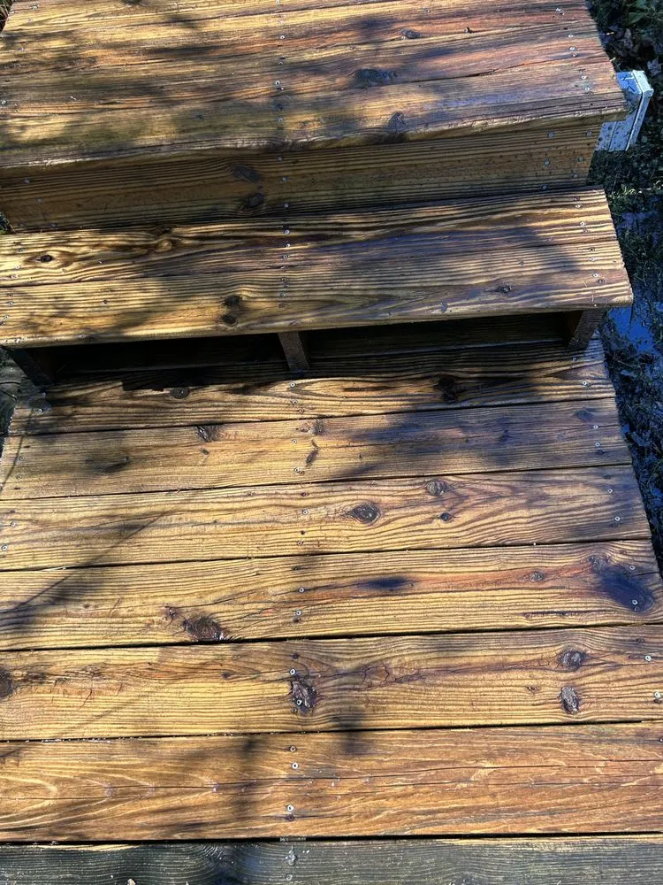 Professional lawn care service for year-round maintenance across Fort White, FL - Stephens landscape and outdoor construction services