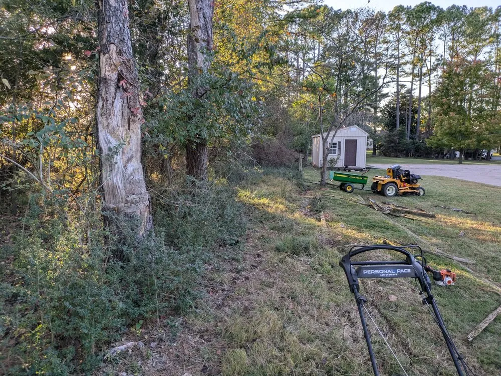 Reliable residential landscaping for residential properties in Hendersonville, TN by Stephens' Superior Mowing