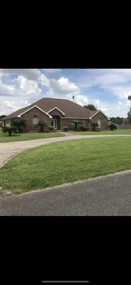 Sterling complete Lawncare service Logo