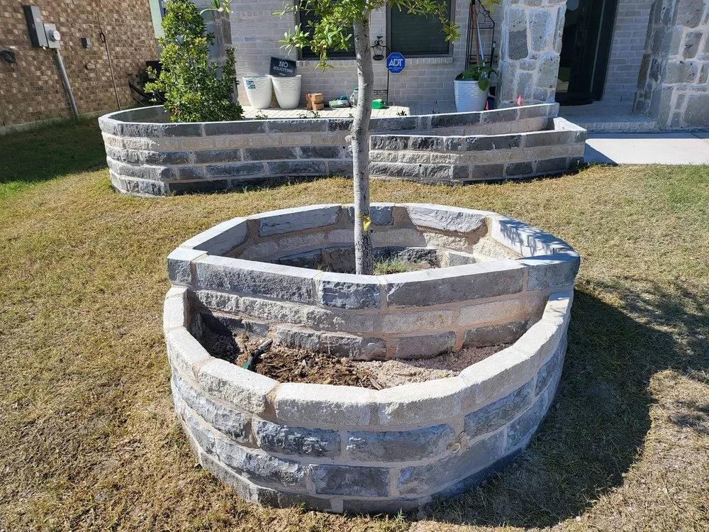 Professional lawn mowing service in Dallas, TX by Sterling Landscaping