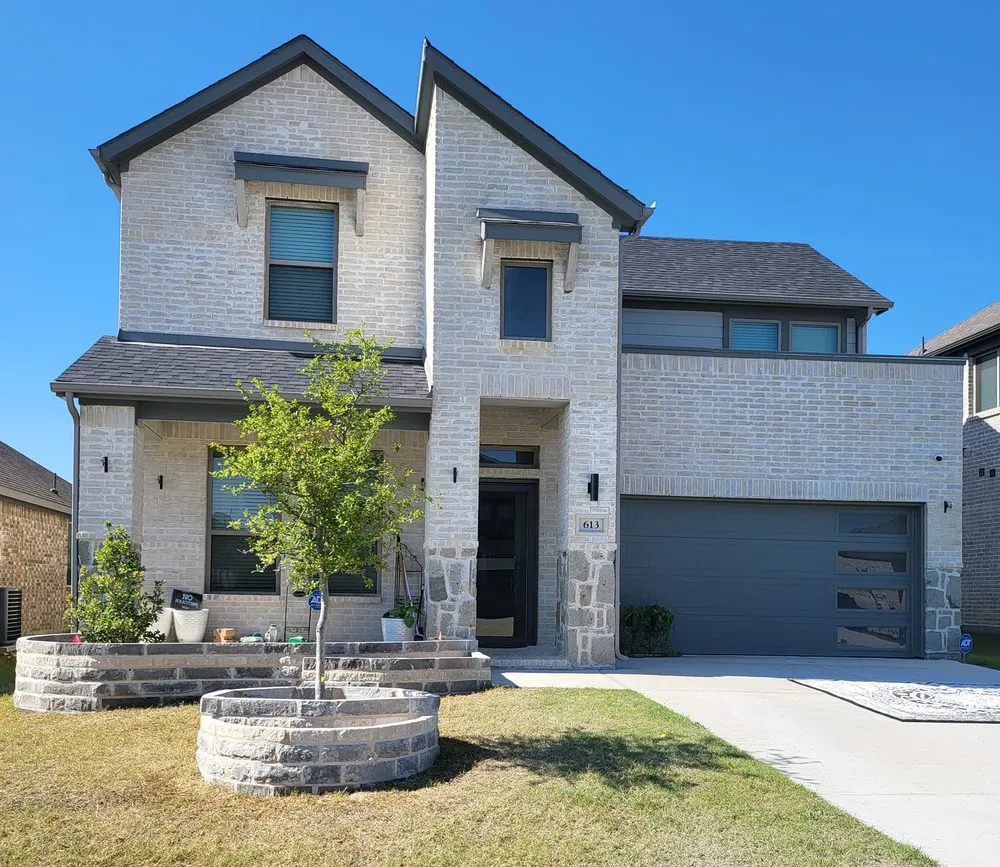 Custom yard cleanup service in Dallas, TX by Sterling Landscaping