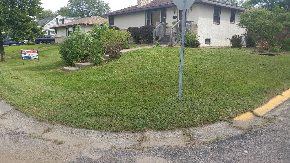 Custom landscape installation in Andover, MN - Stern's professional lawn care