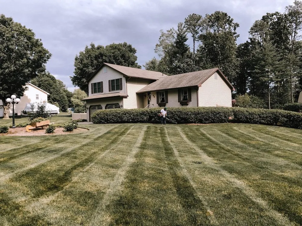 Affordable lawn care service in Springfield, MA - Stetson’s Down To Earth Landscaping