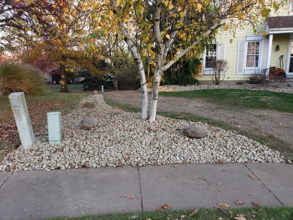 Custom garden landscaping experts serving McKean, PA - Steve Danylko Landservice