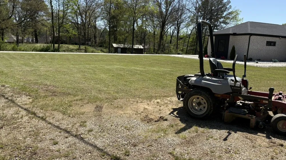 Top-rated landscape installation with custom design in Hot Springs, AR by Steve Lawn Care Service
