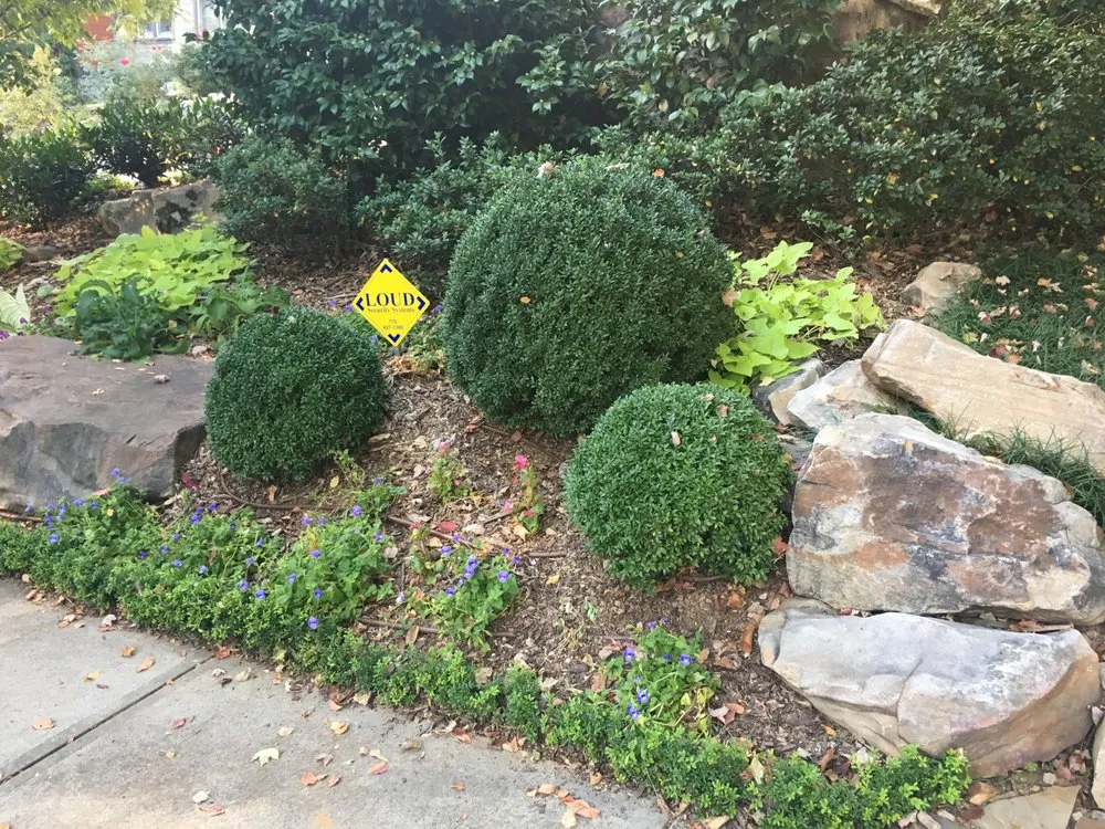 Expert lawn mowing service near you across Clarkston, GA - Steve Miller Gardens