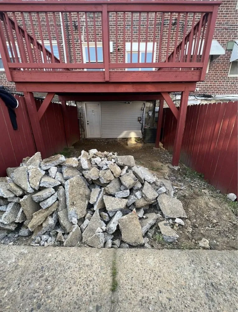 Professional yard maintenance in Drexel Hill, PA by Steven full landscaping, stucco,concrete,tree care,drywall,paint