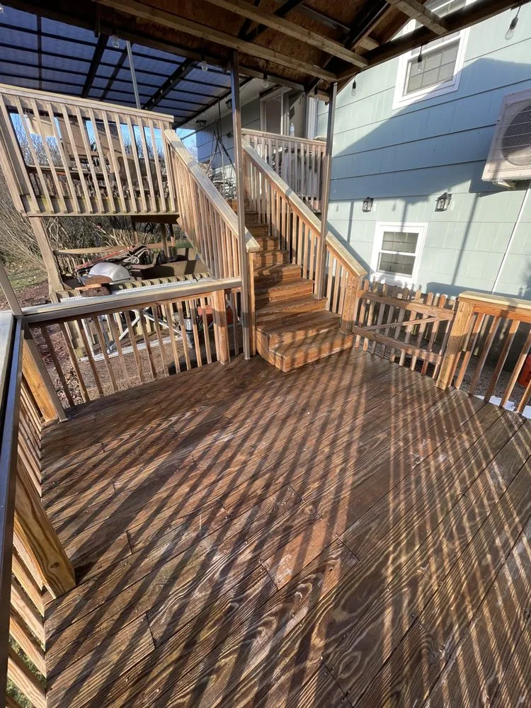 Custom garden landscaping in Mineola, NY by Steven Gonzales