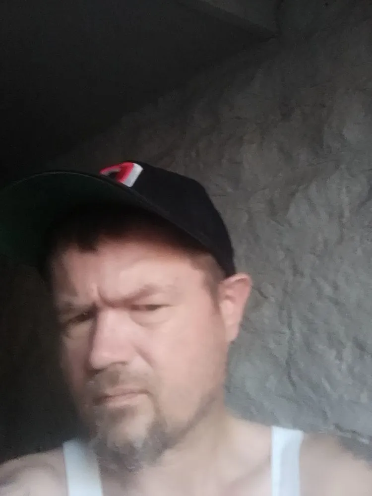 Affordable yard maintenance for homes across Marion, OH - Steven Radcliff