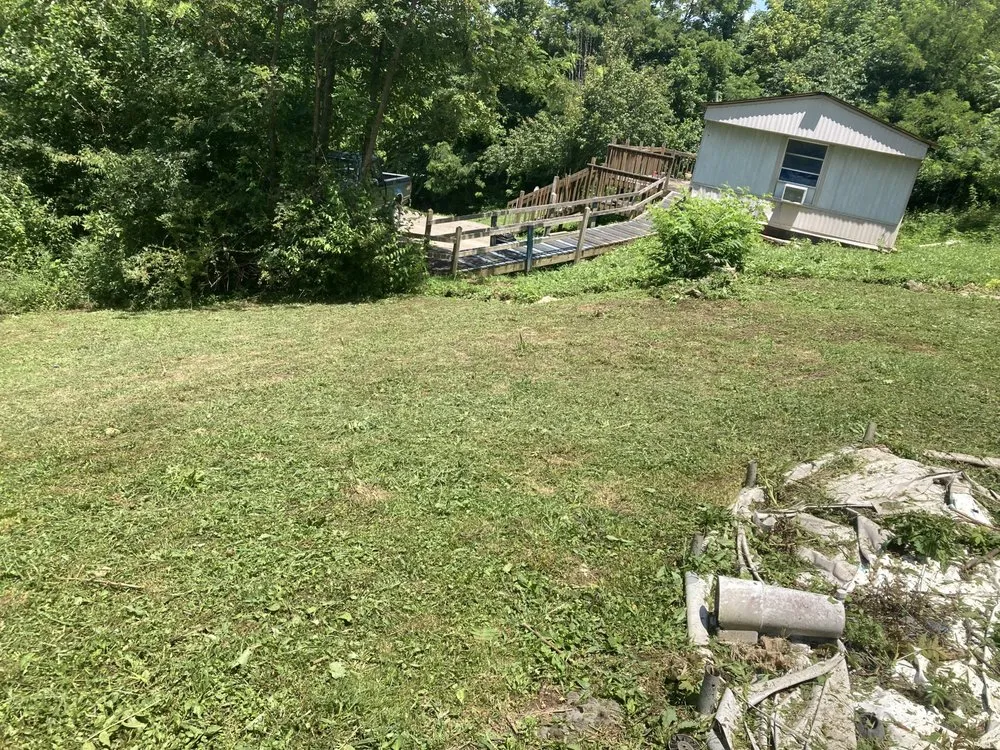 Top-rated landscaping services for beautiful yards in Mount Vernon, KY by Stevens Construction and Landscaping