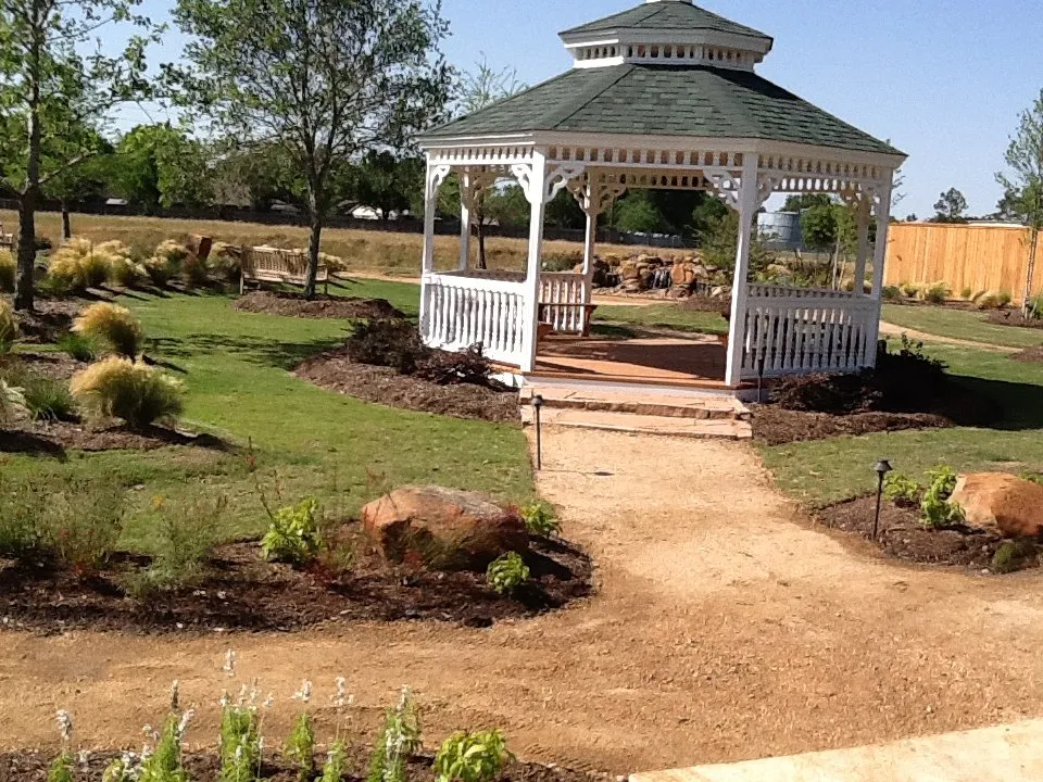 Expert landscape design for beautiful yards across Houston, TX - Steven's Custom Landscape Design & Irrigation
