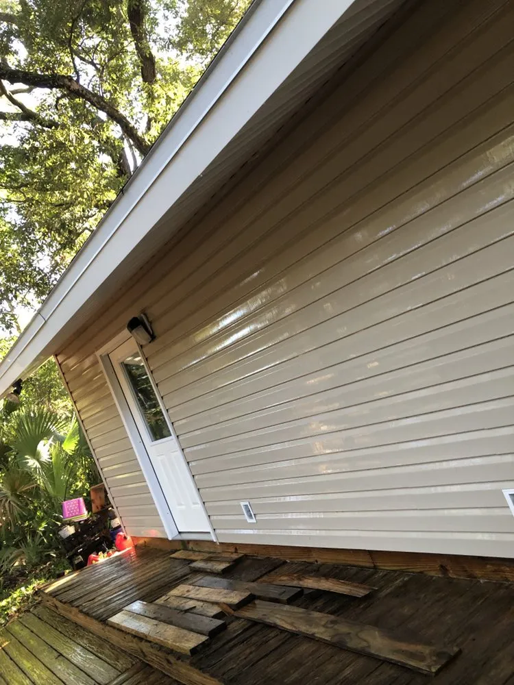 Professional lawn care service in Jacksonville, FL by Stevens Elite Services