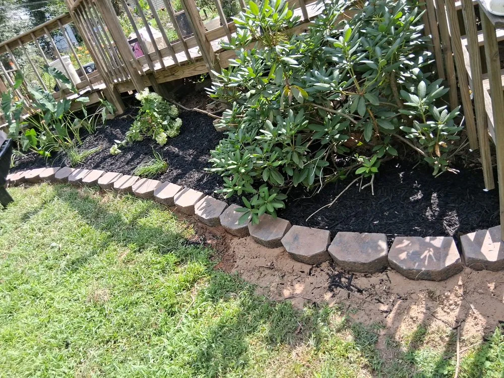 Top-rated garden landscaping in Bryant, AR by Stevens Heavenly Landscaping Services at Your Service