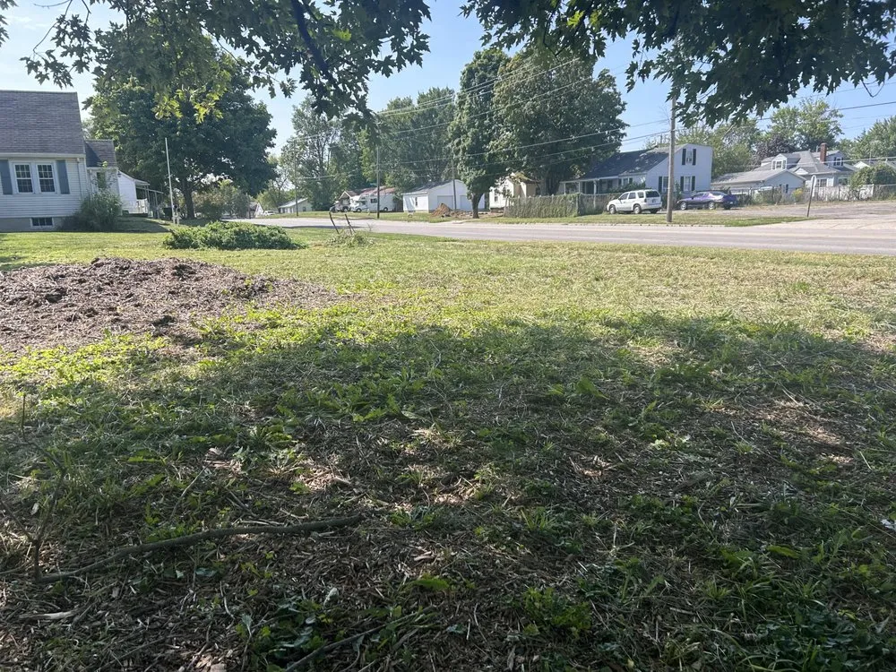 Top-rated landscaping services in Muncie, IN by Stevens Lawn Care