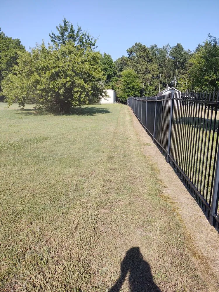 Expert yard cleanup service for residential properties in Little Rock, AR by Steven's Lawn Maintenance