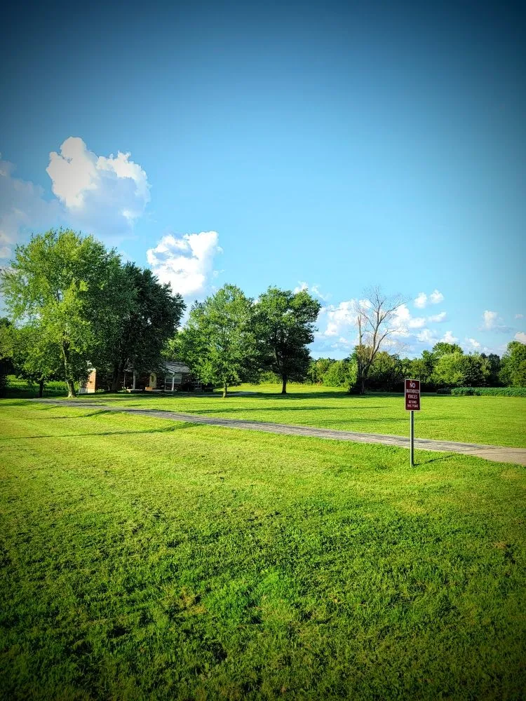Reliable yard maintenance in South Lebanon, OH - Steven's Lawn Maintenance