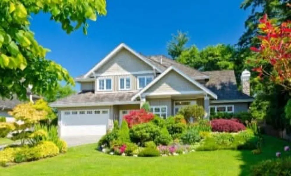 Reliable lawn mowing service in Columbus, GA by Stevens Southern Solutions