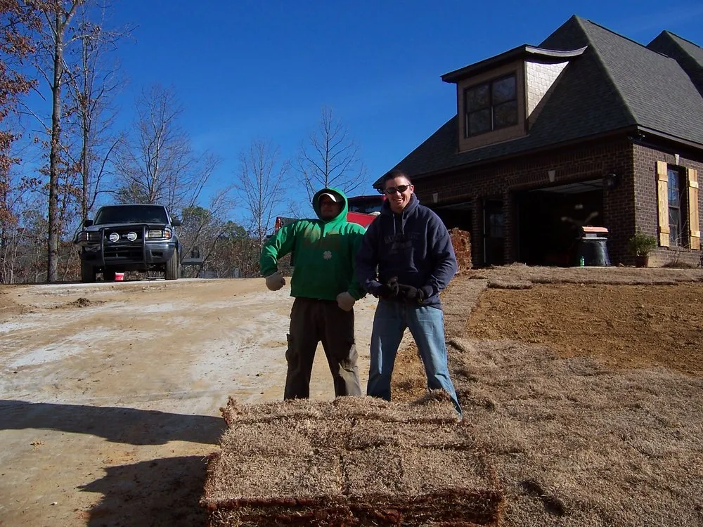 Reliable lawn care service in Maylene, AL - Steven's Wack-n-Sack