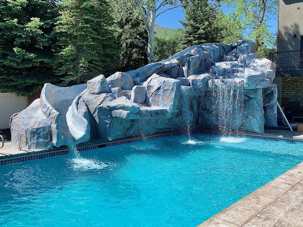 Professional lawn mowing service in Draper, UT - Stevenson Brothers