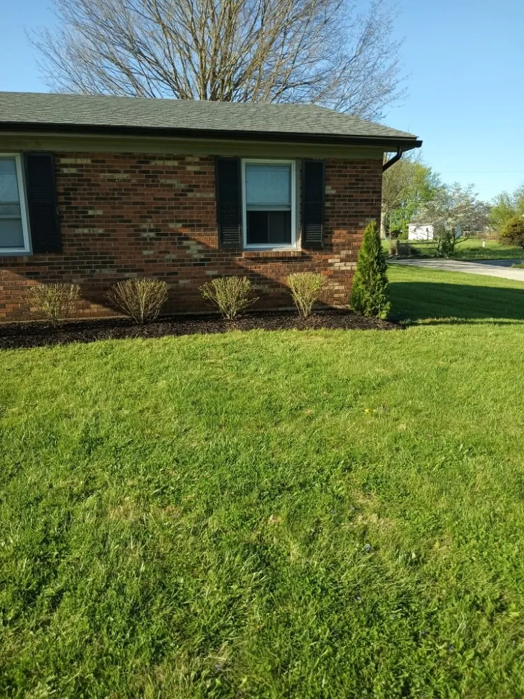 Affordable landscape design for beautiful yards in Shelbyville, KY by Stevenson On Point Landscaping