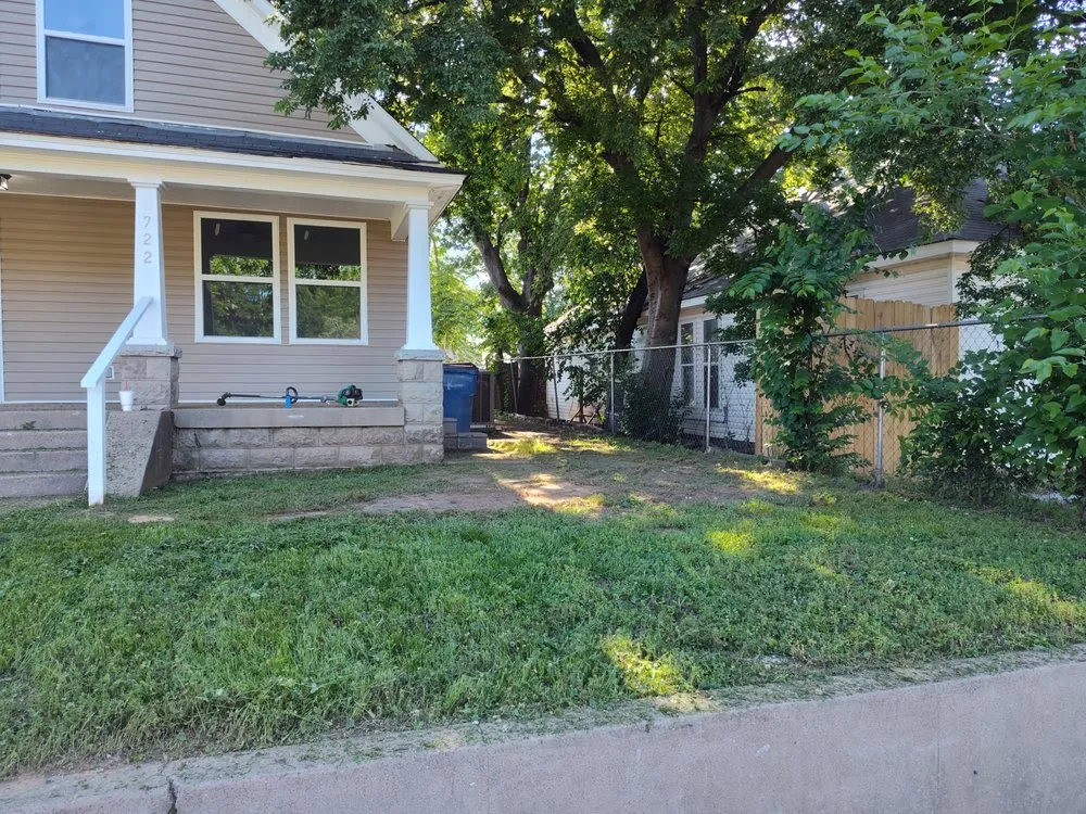 Custom residential landscaping in Van Buren, AR by Stevenson's Adventure