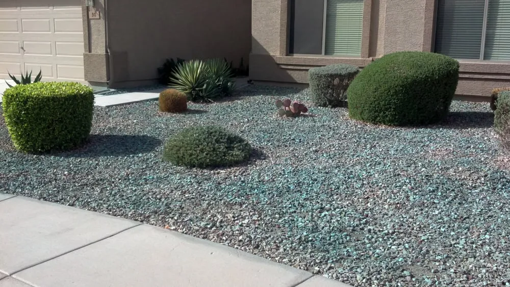 Custom lawn care service experts serving Phoenix, AZ - Steve's Complete Lawn Service