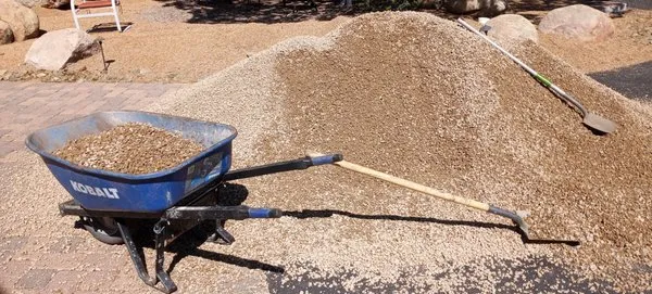 Steve's Handy Outdoor Services Logo