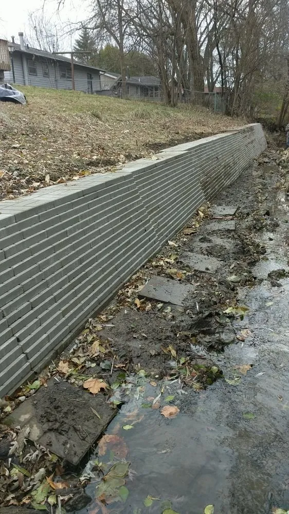 Trusted lawn care service with custom design across Iowa City, IA - Steve's House Garden & Lawn Care