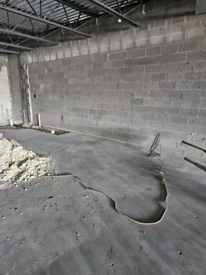 Steve's Landscaping and Hauling Logo