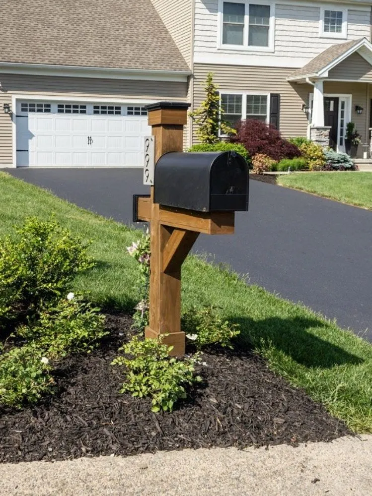 Expert yard maintenance in Middlefield, OH by Steve's landscaping