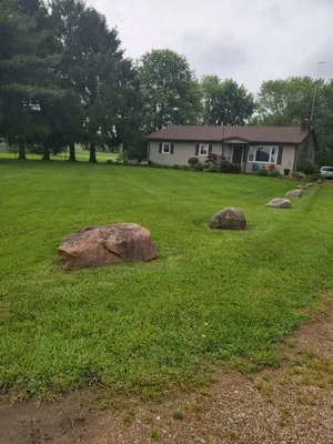 Steve's Lawn Care Logo