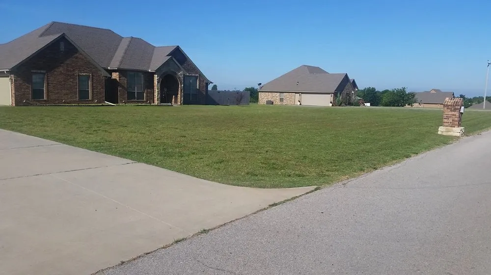 Trusted landscape design experts serving Wayne, OK - Steve's Lawn Service