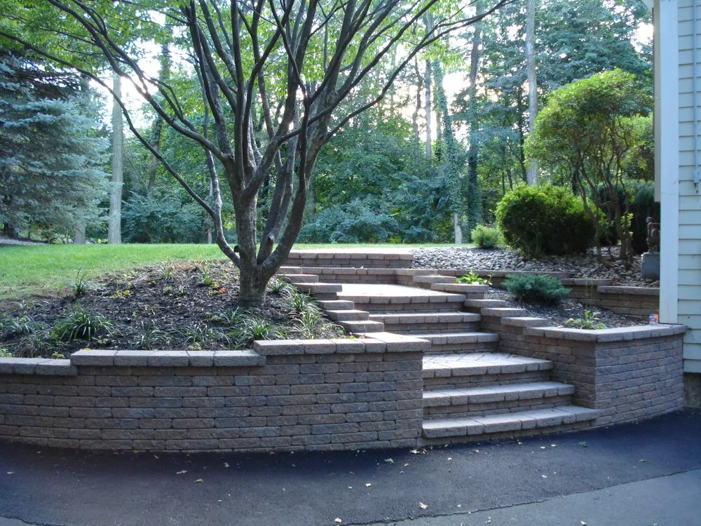 Local garden landscaping in Chestnut Ridge, NY - Steve's Masonry