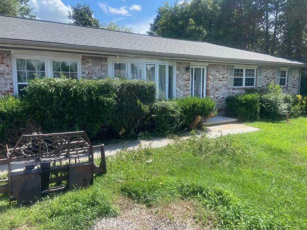 Professional residential landscaping in Knoxville, TN by Steve's Scapes Landscaping