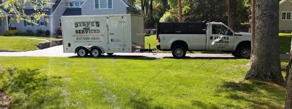 Trusted yard cleanup service experts serving Everett, MA - Steve's Services