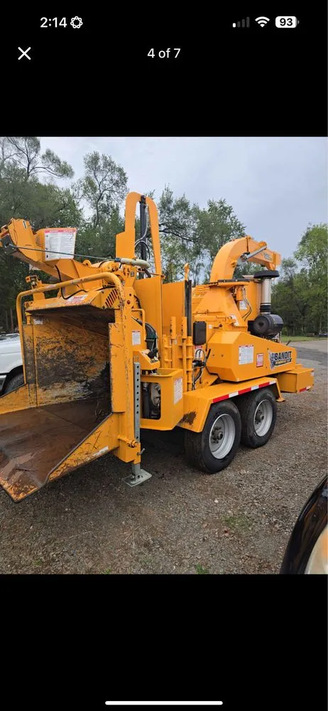 Local outdoor landscaping in Fredericksburg, VA by Steves Trees