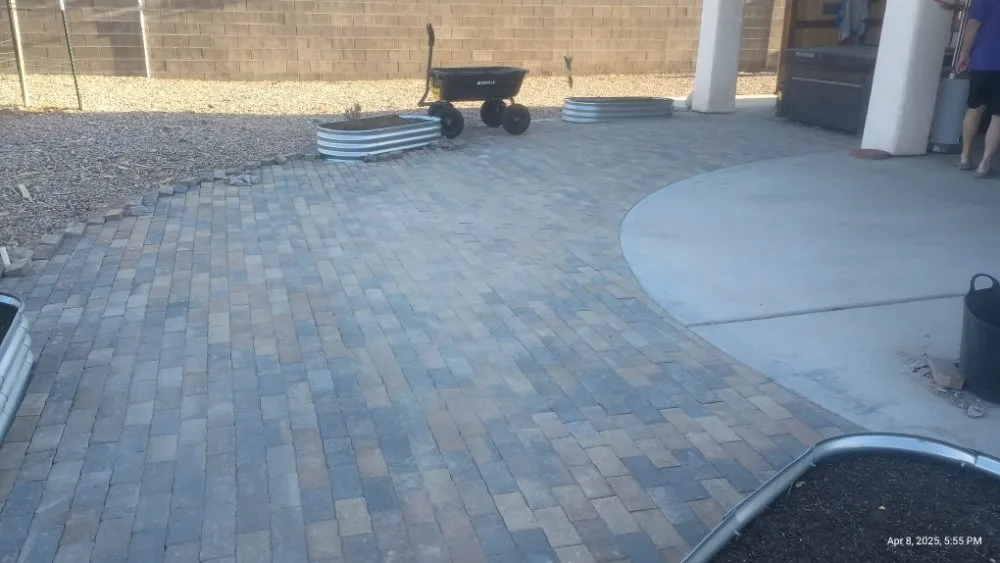 Reliable garden landscaping with custom design in Kingman, AZ by Stevie's Workers