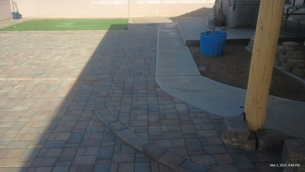 Custom residential landscaping in Kingman, AZ - Stevie's Workers