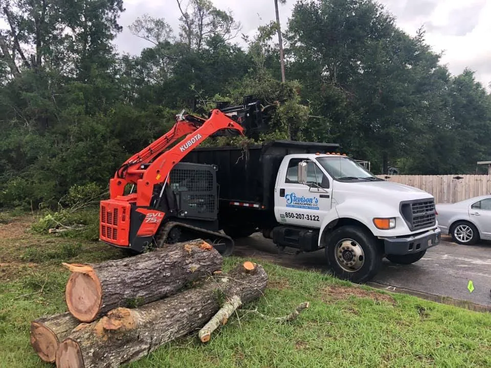 Expert outdoor landscaping for beautiful yards across Cantonment, FL - Stevison's Landscaping