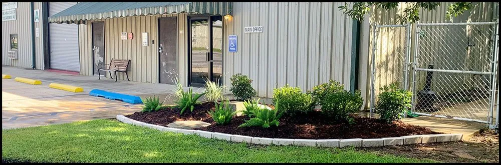 Professional landscaping services experts serving Youngsville, LA - Stewart Grounds Management