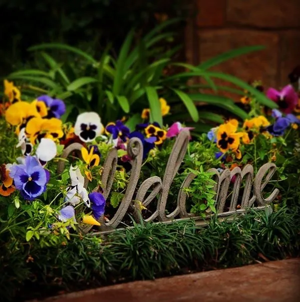 Reliable landscaping services in Tomball, TX by Stewart Lawn & Garden